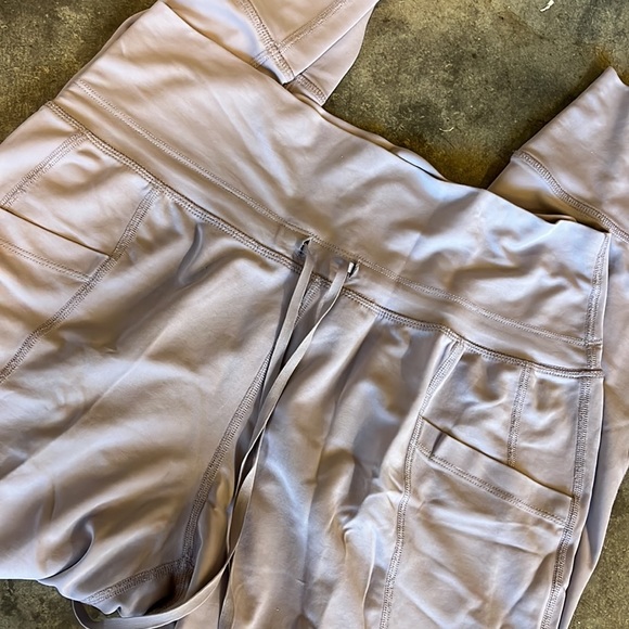 Fabletics Drawstring Pants - Picture 3 of 4